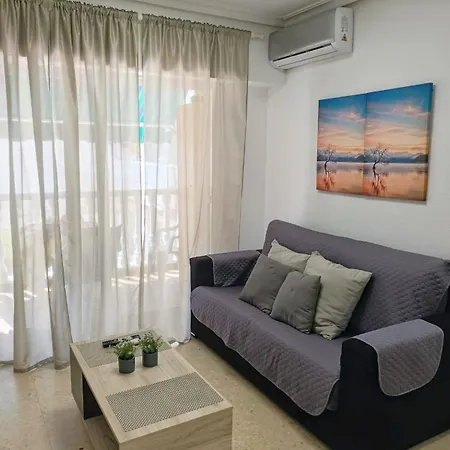 Relax In Prima Linea Della 아파트 *